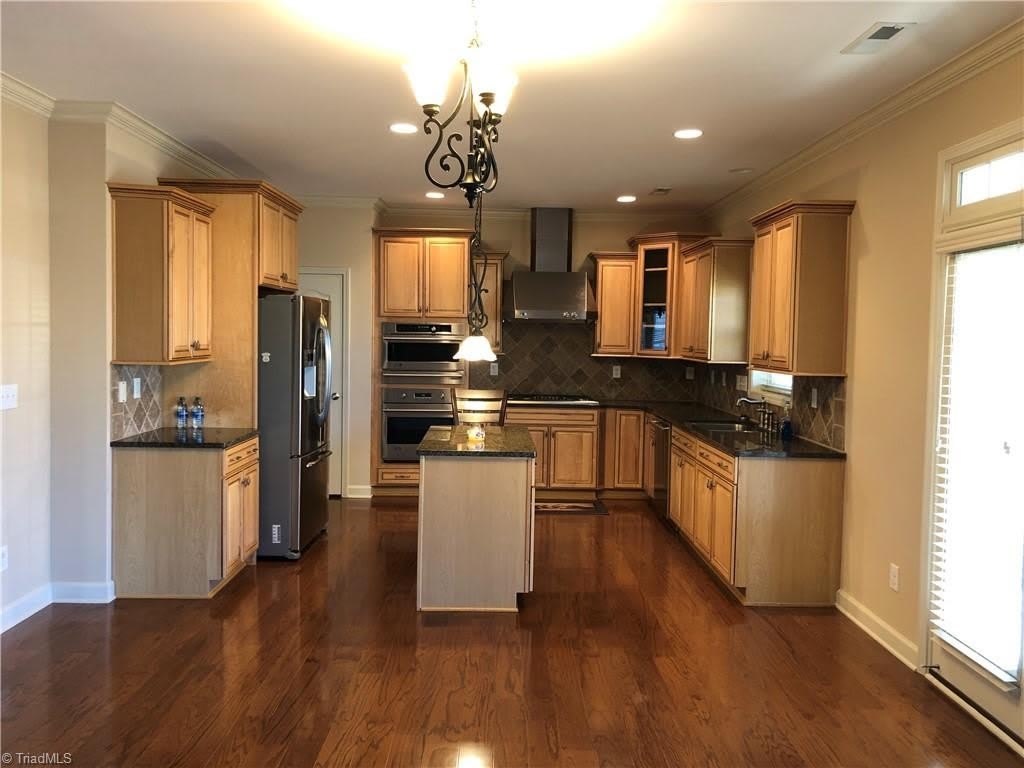 2312 ALDERBROOK Drive – photo 3