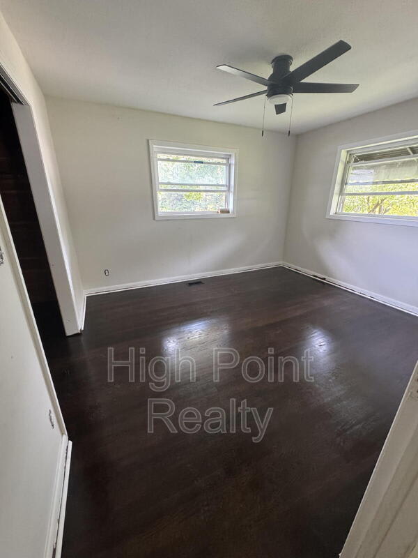 61 Rains Avenue Southeast – photo 5