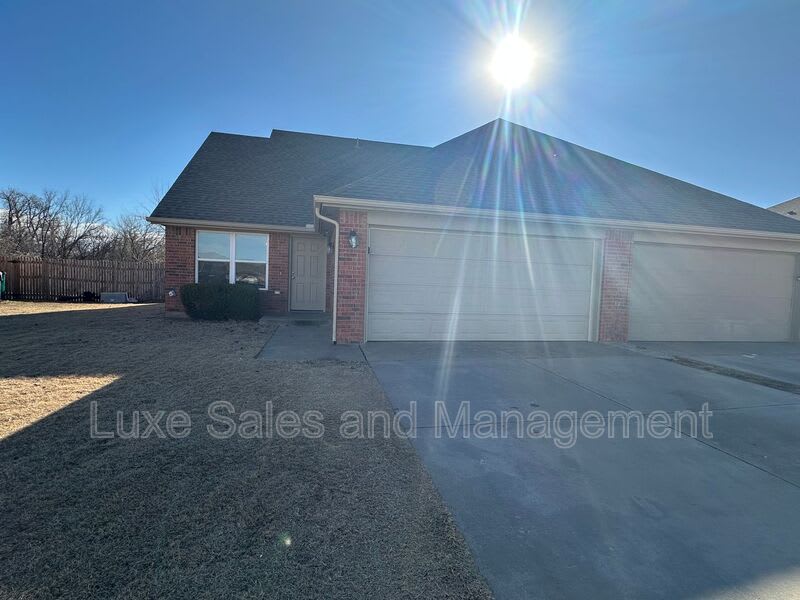 9604 SW 17th Street – photo 3