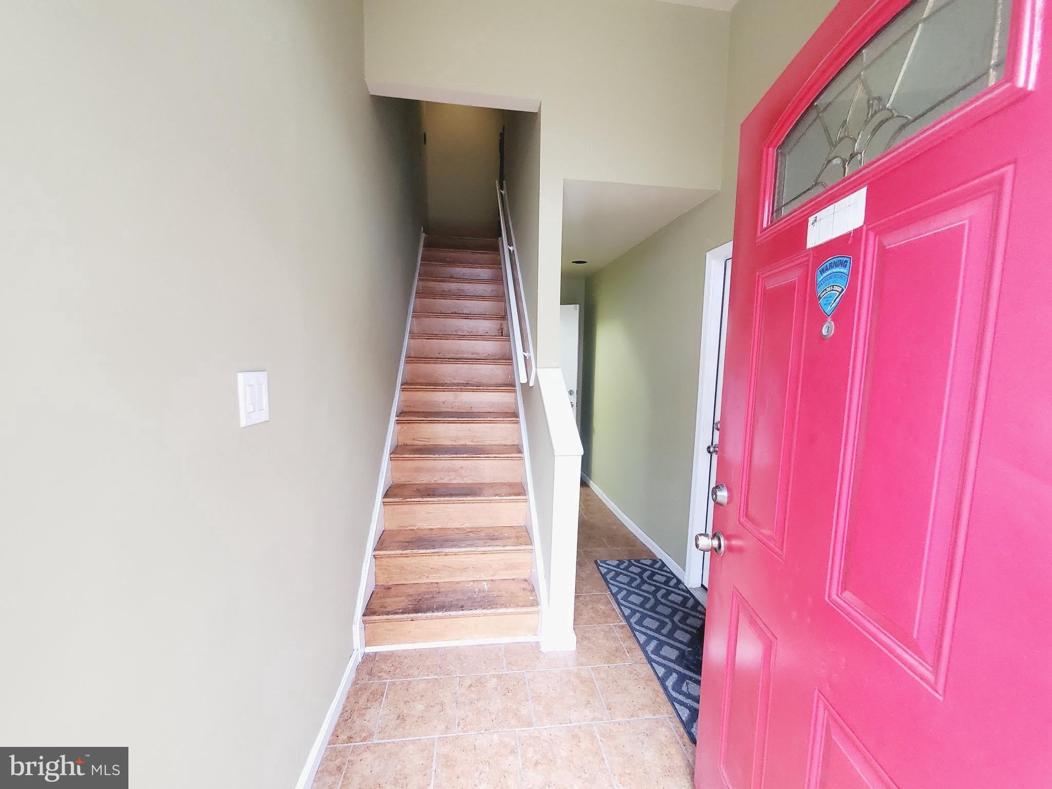 1131 N GILMOR Street – photo 4