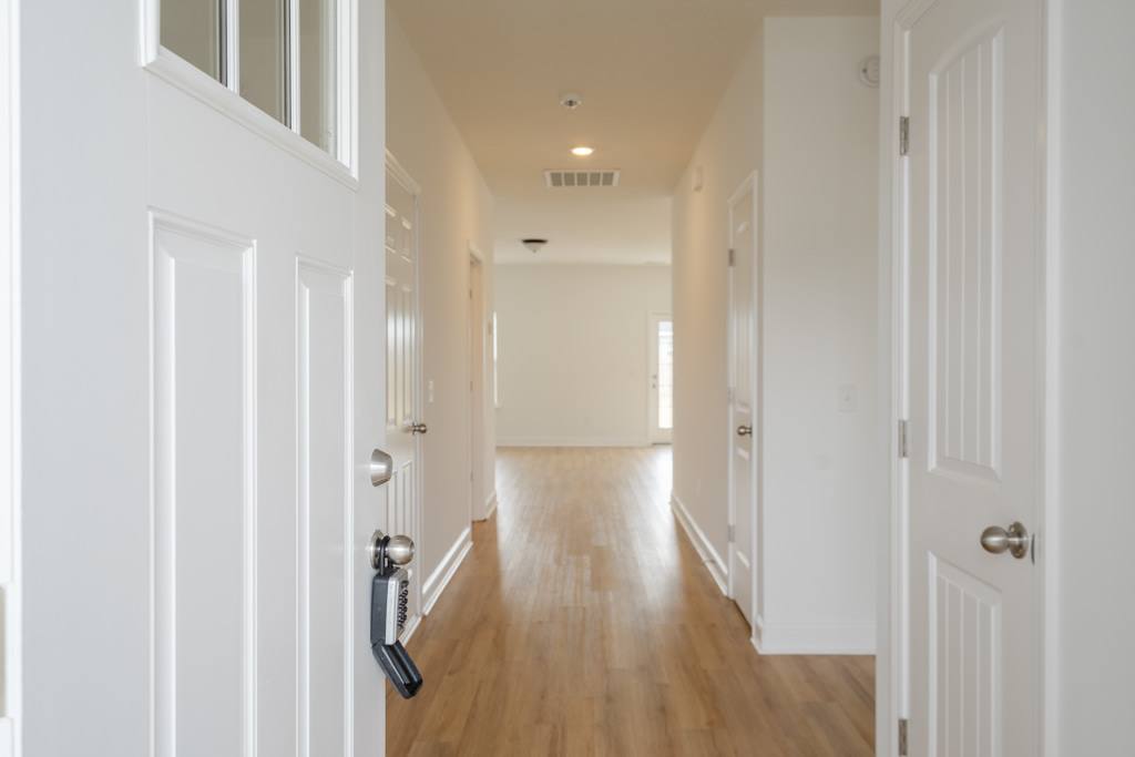 380 Mcclelland Loop Northeast – photo 4