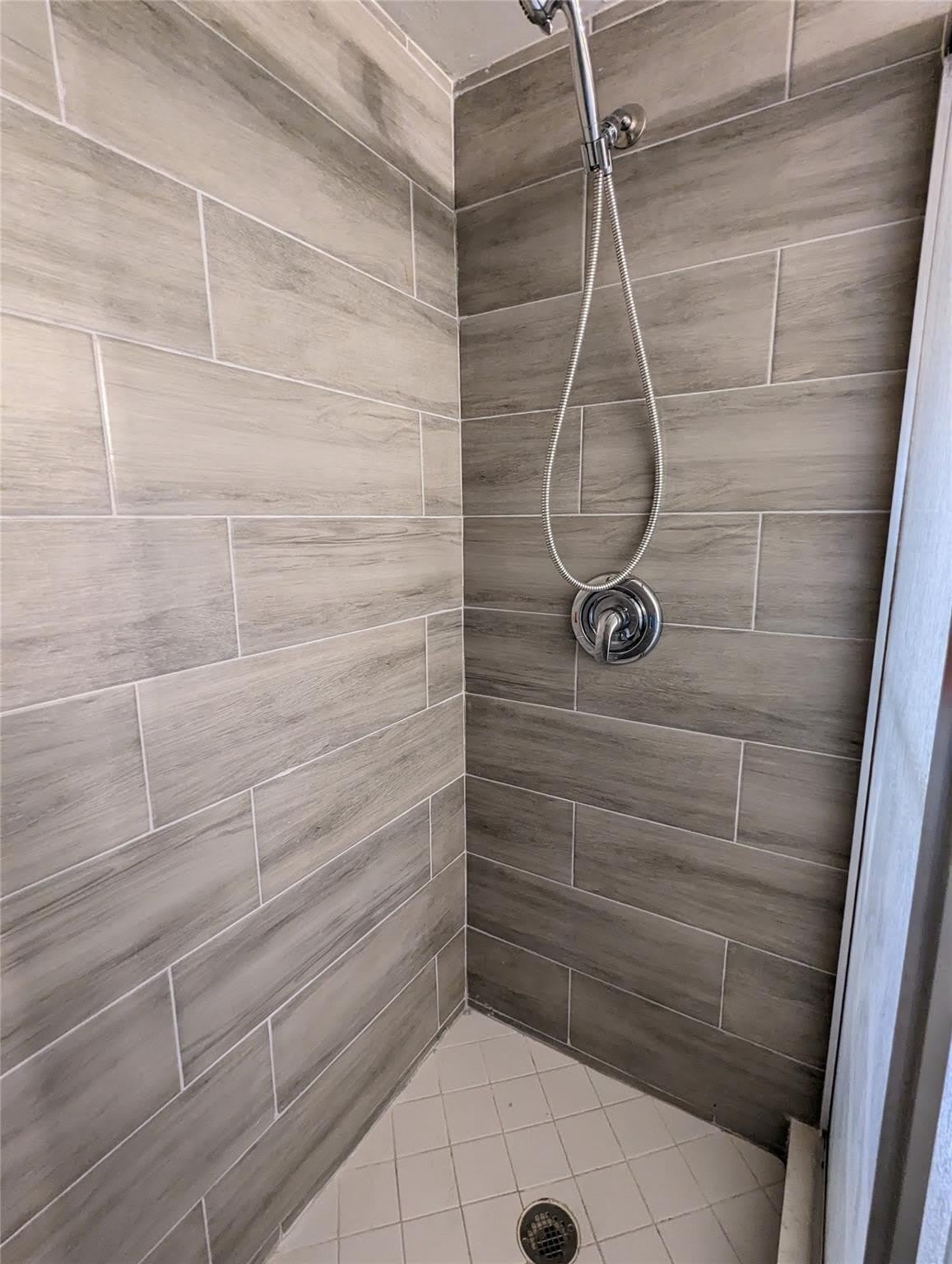 6606 SW 41st Street – photo 5
