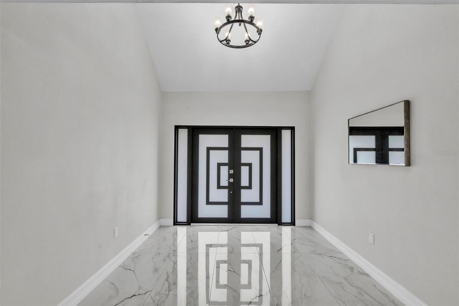 4520 PINE HOLLOW Drive – photo 3