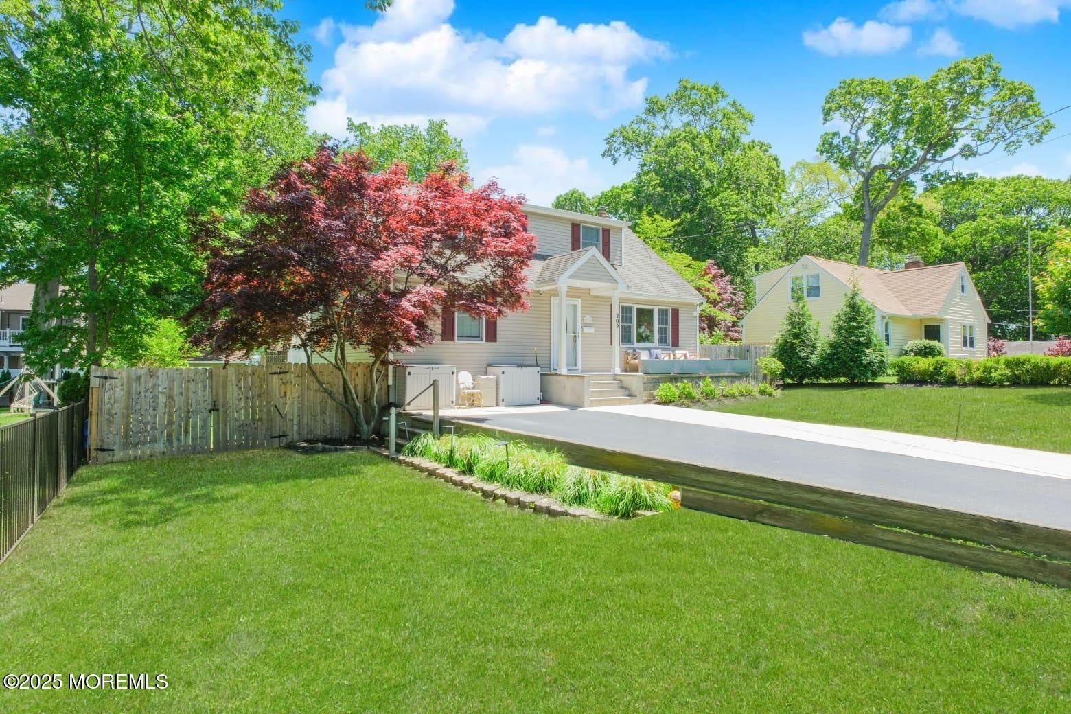 209 Woodcrest Road – photo 4