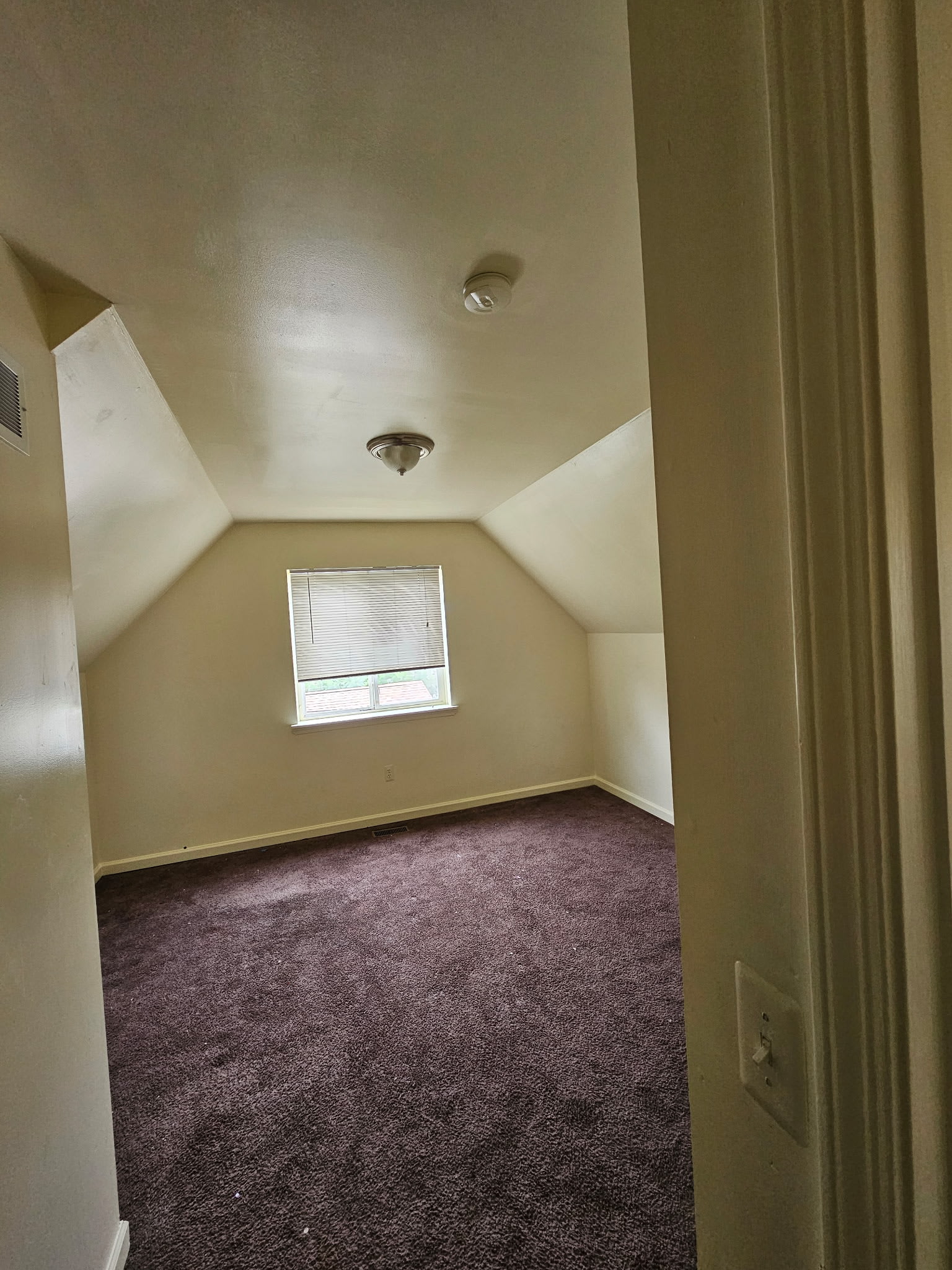 9501 Lauder Street – photo 5