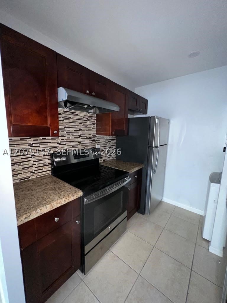 10112 Twin Lakes Dr – photo 3