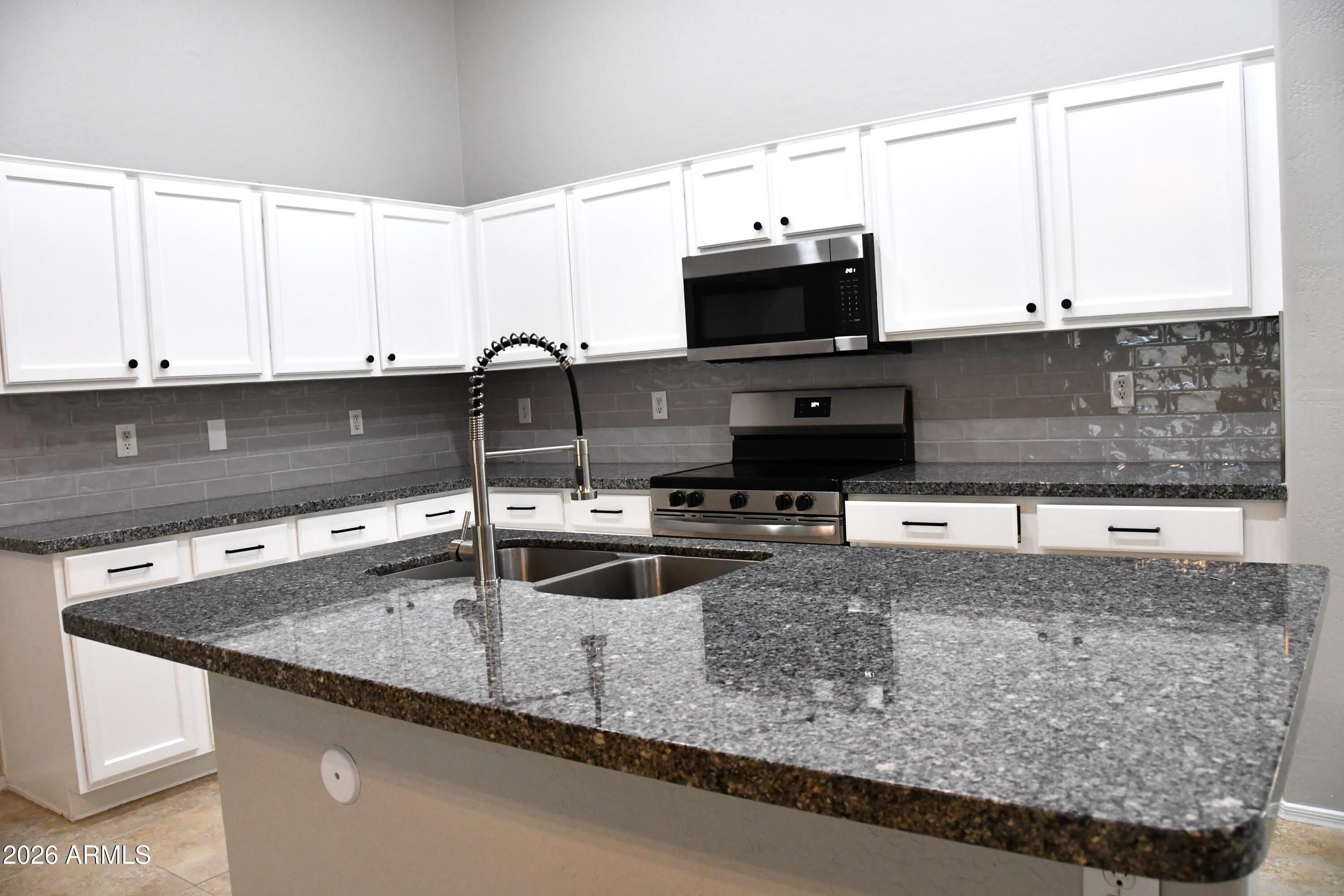 8787 W Gardenia Avenue – photo 3