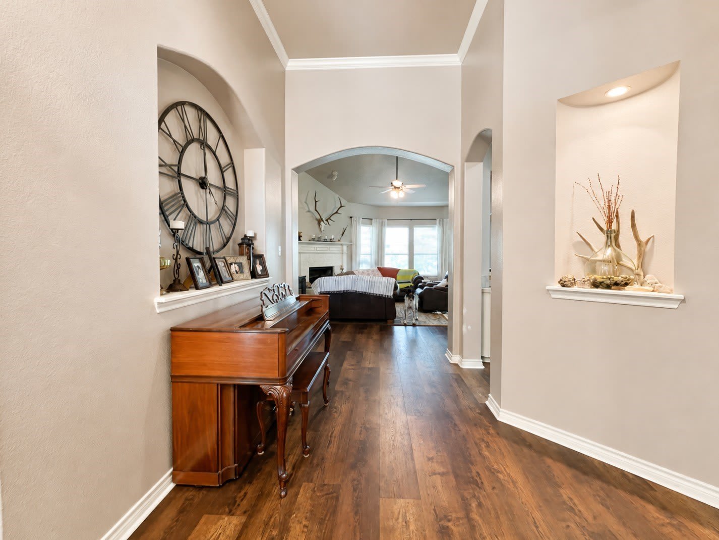 233 Mitchell Boulevard – photo 4