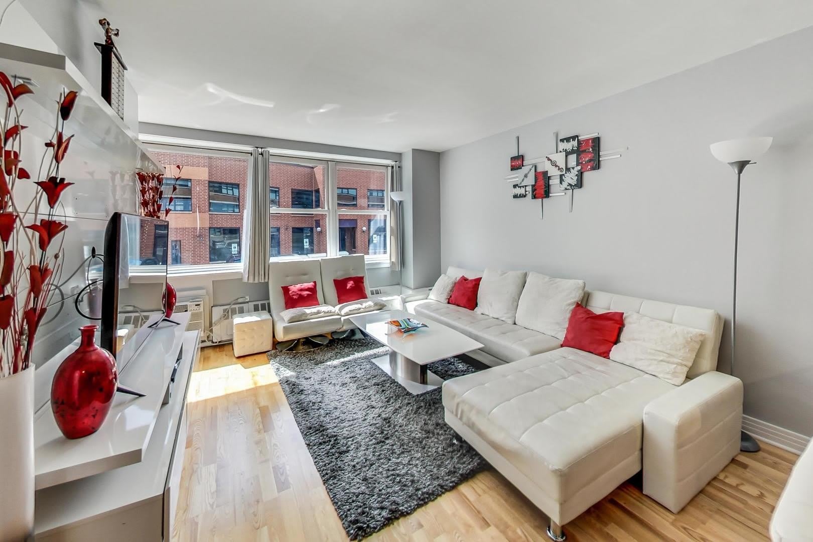 2300 N Commonwealth Avenue – photo 5