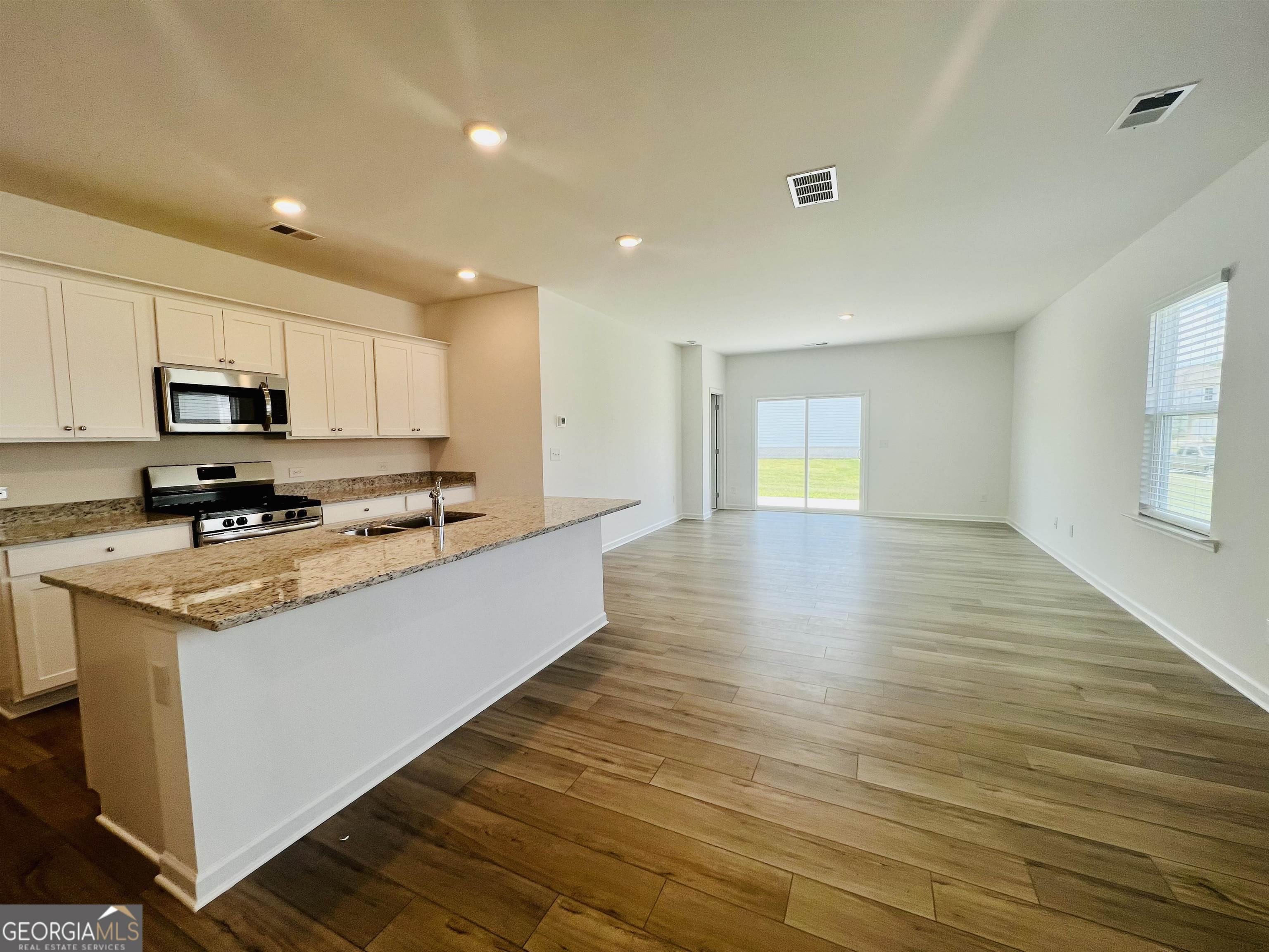 4005 Berry Farm Court – photo 2