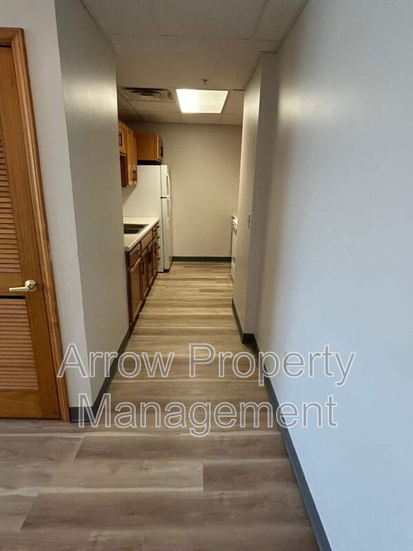 731 E Crawford-3B – photo 3
