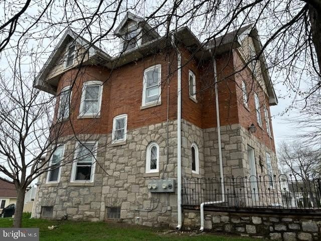 127 W CHESTER Pike – photo 3