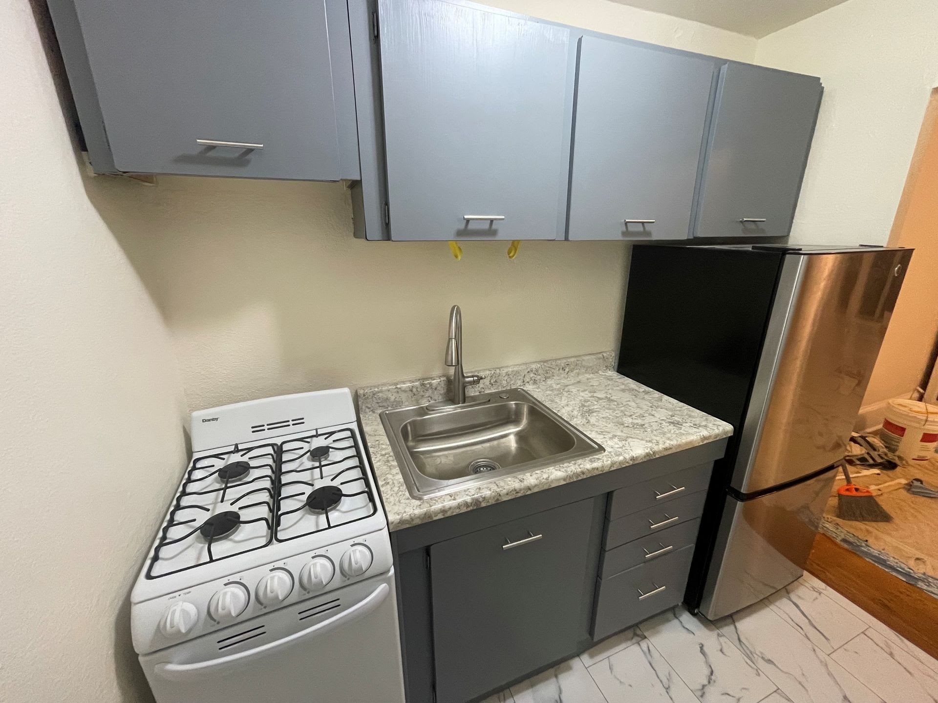 Charming Apartment Units In Charles Village Baltimore Md – photo 5