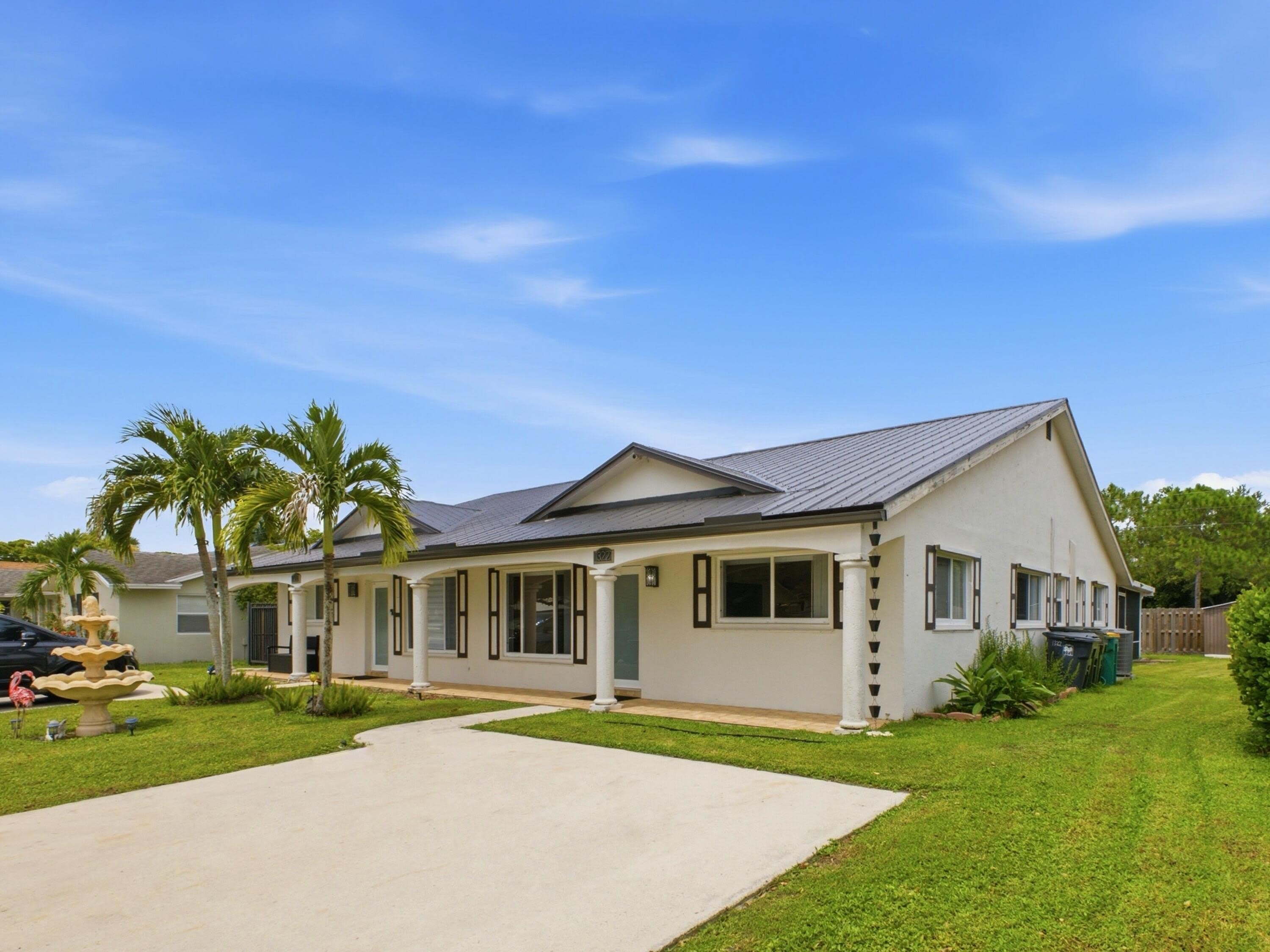1320 RIVERSIDE Circle – photo 1