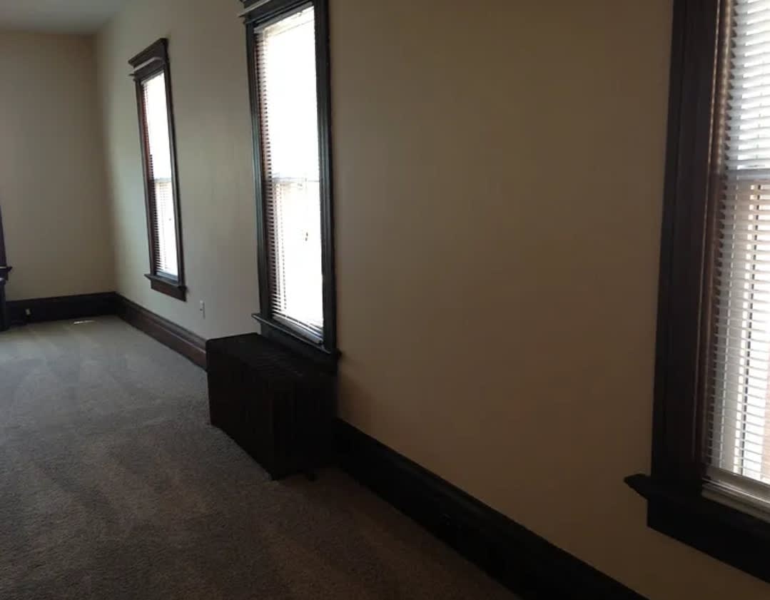 541 West 9th Street – photo 3