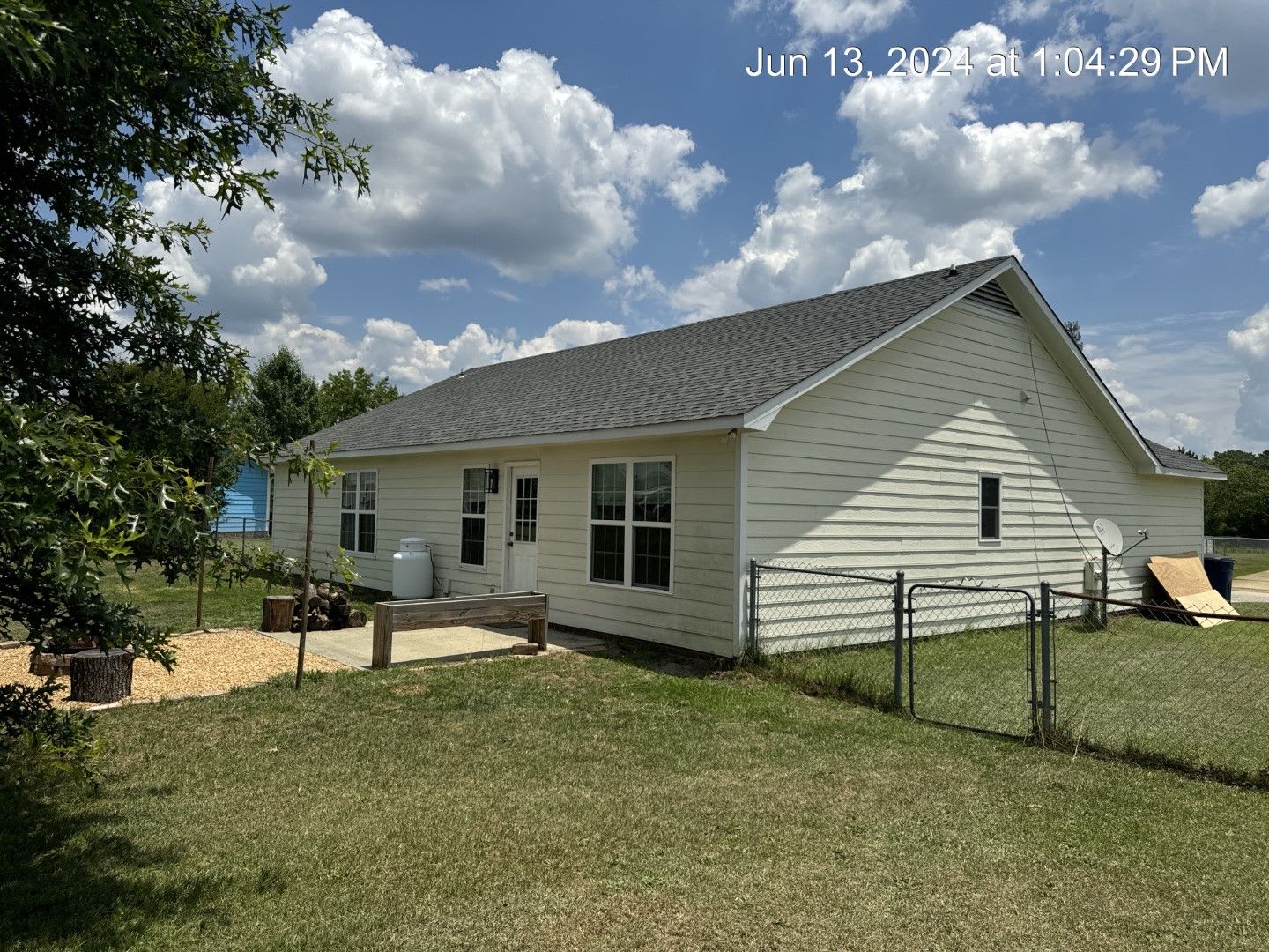 146 Cavalier Drive – photo 2