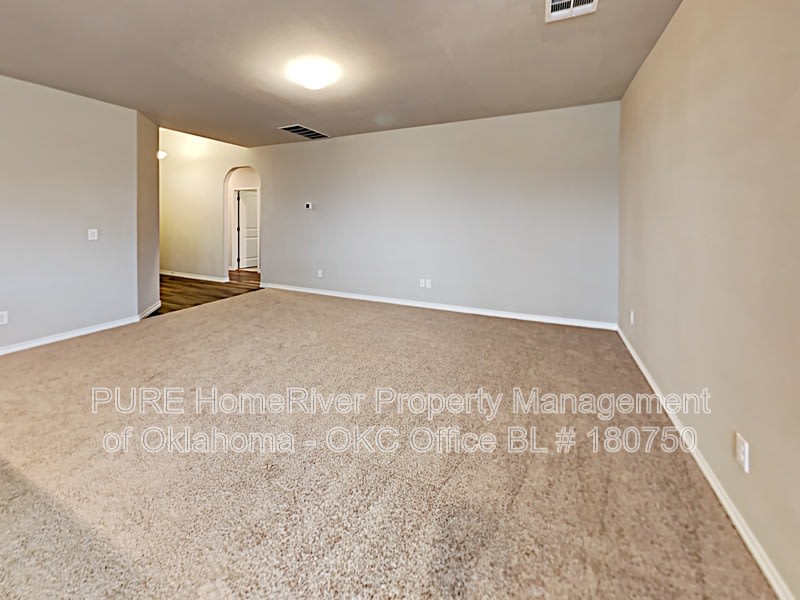 2512 Caden Ct – photo 5
