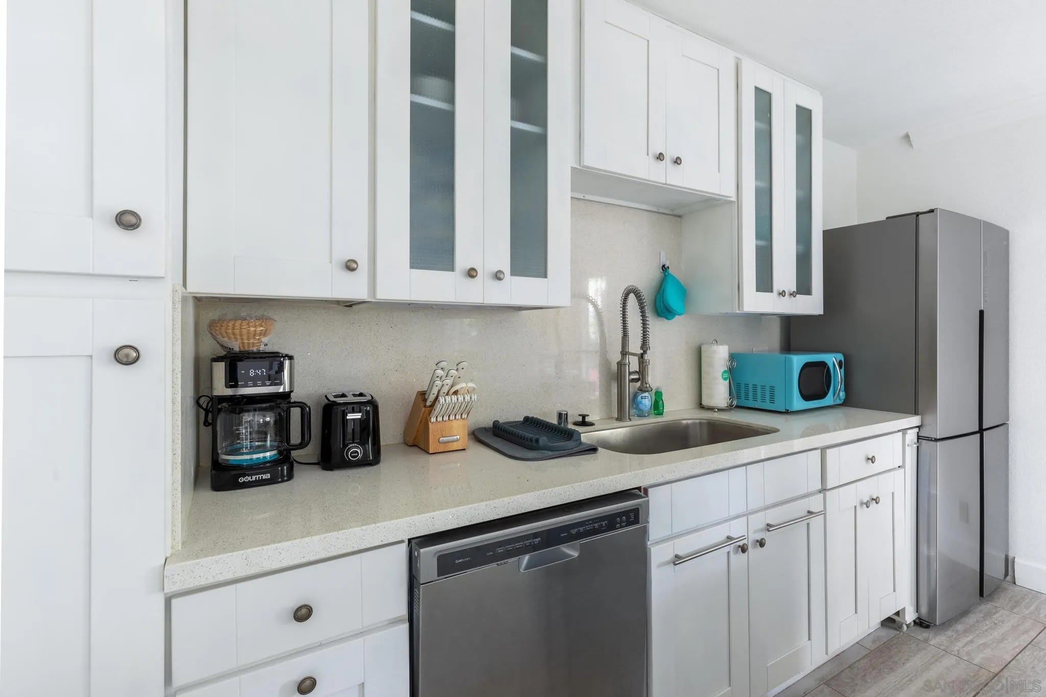 8529 Villa La Jolla Drive – photo 3