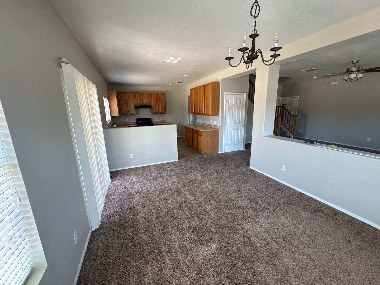 3 Bedroom 2 5 Bath 2010 Sq Ft Sahuarita Home – photo 3