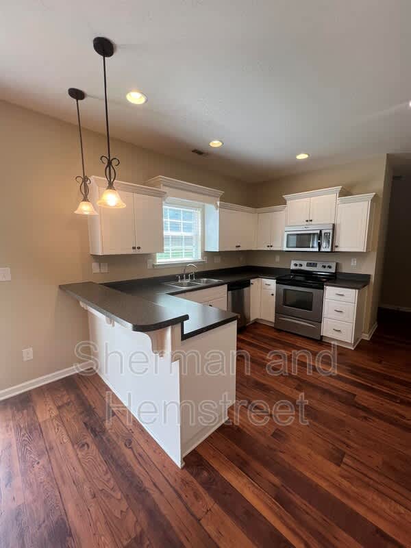 5013 Sunderlund Court – photo 3