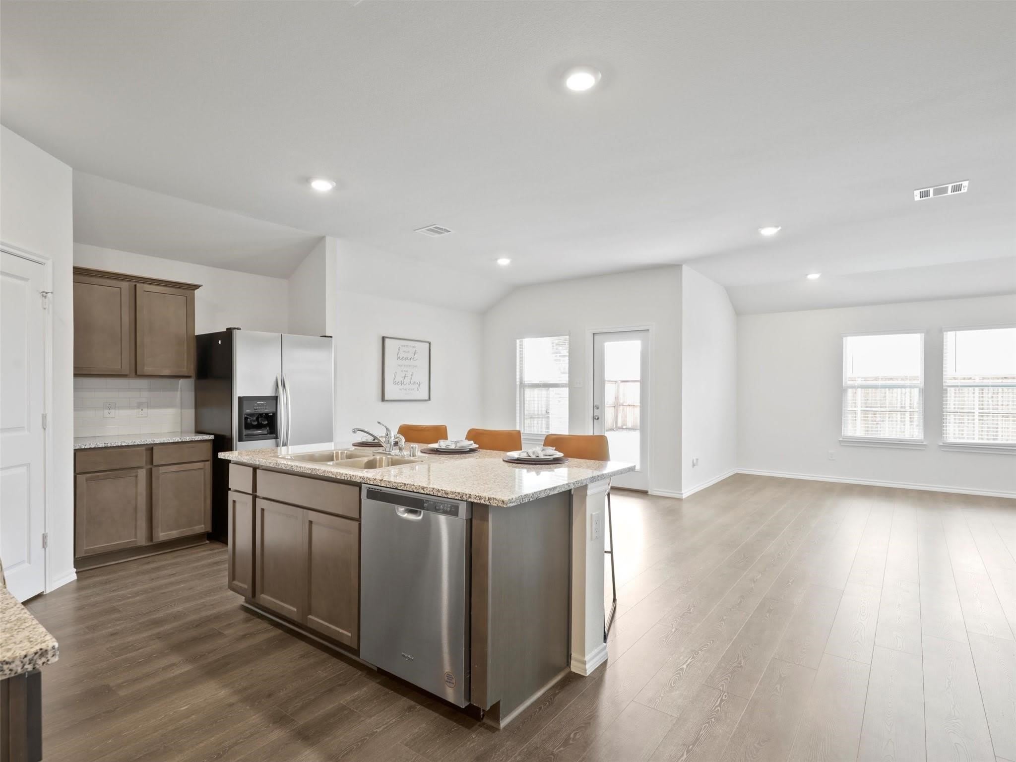 6113 Bracken Drive – photo 4