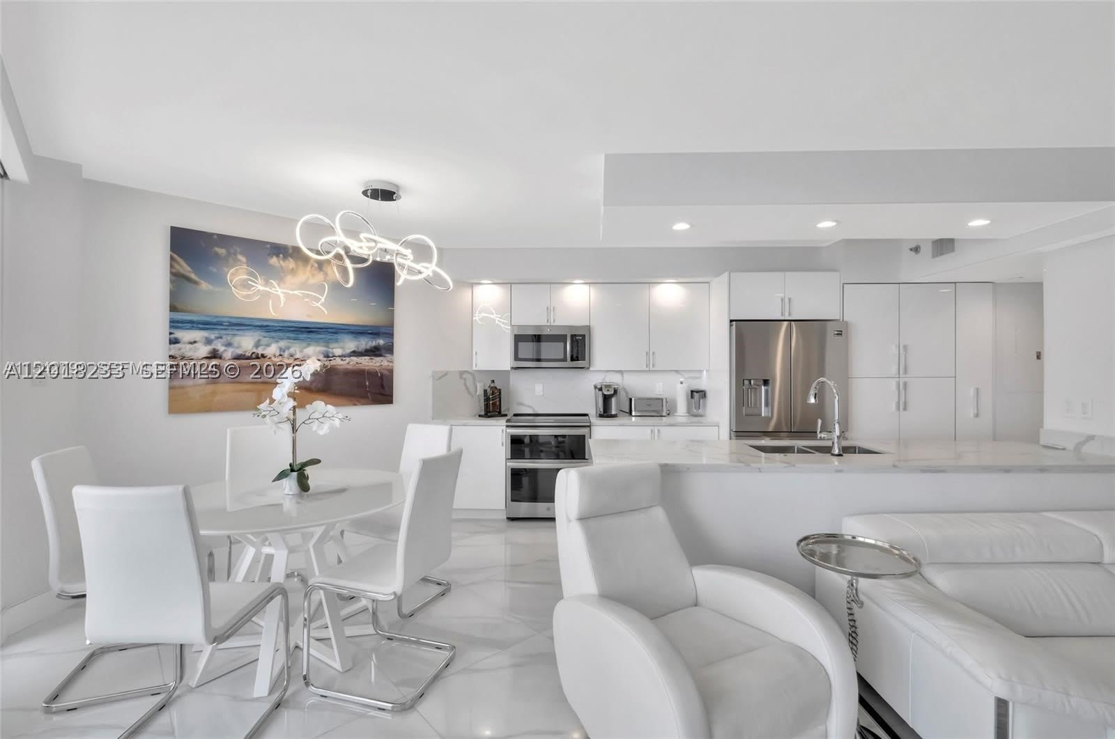 16425 Collins Ave – photo 5