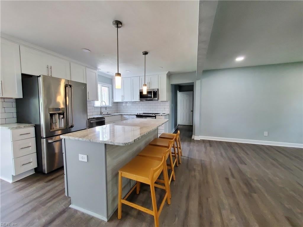 1537 Selden Street – photo 2