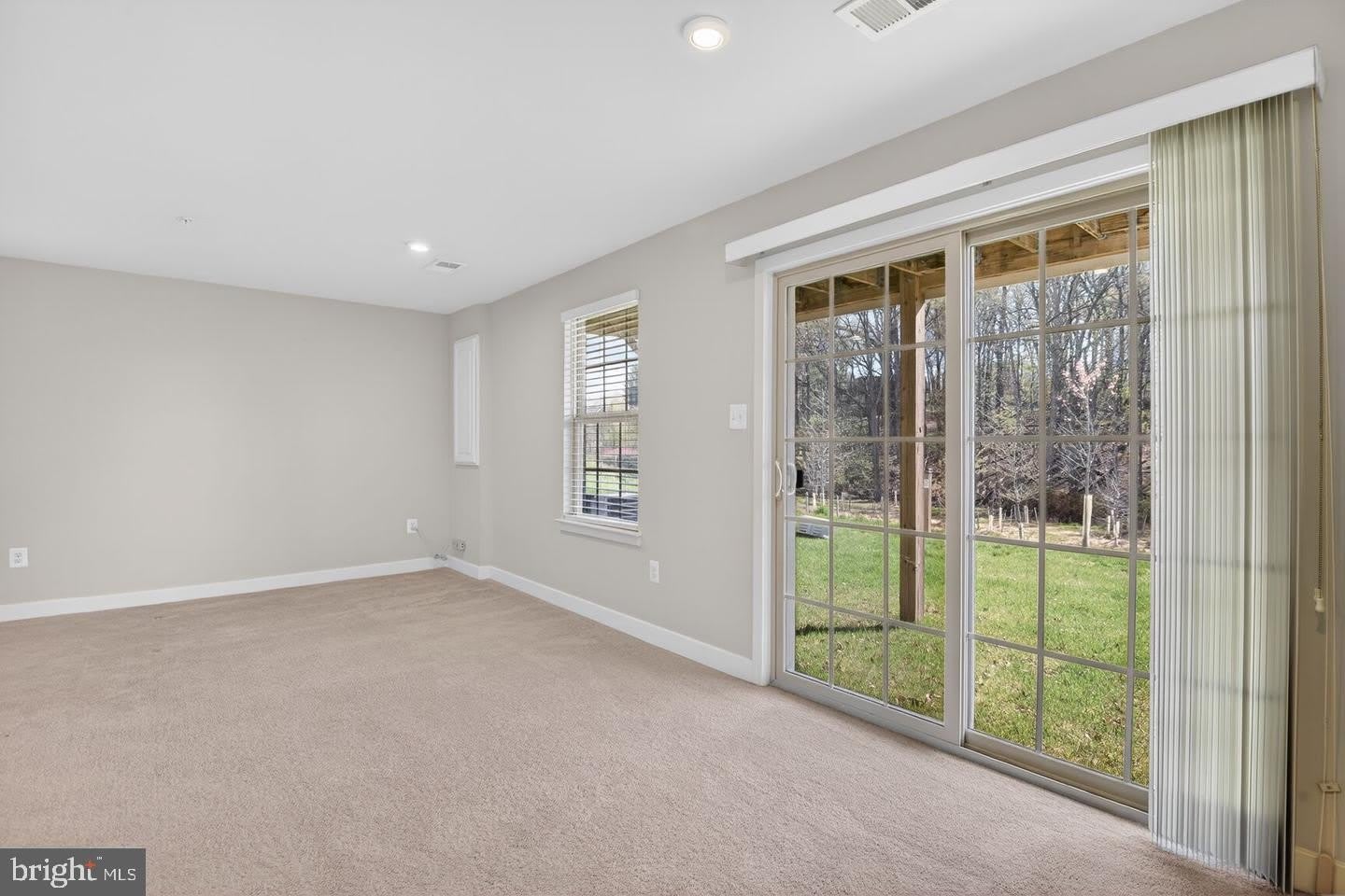 19753 Green Village Dr – photo 4