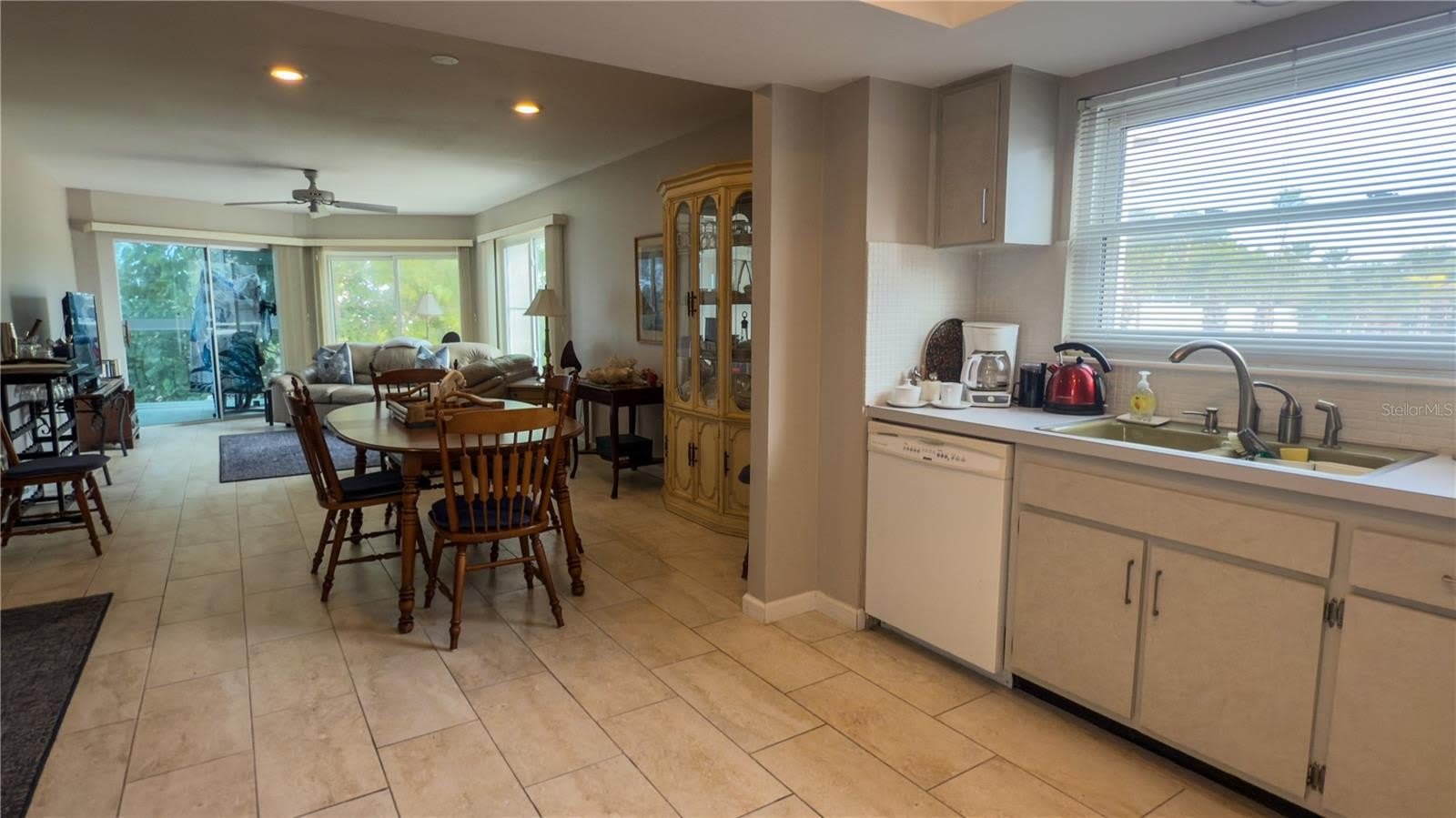 1900 Benjamin Franklin Drive – photo 5