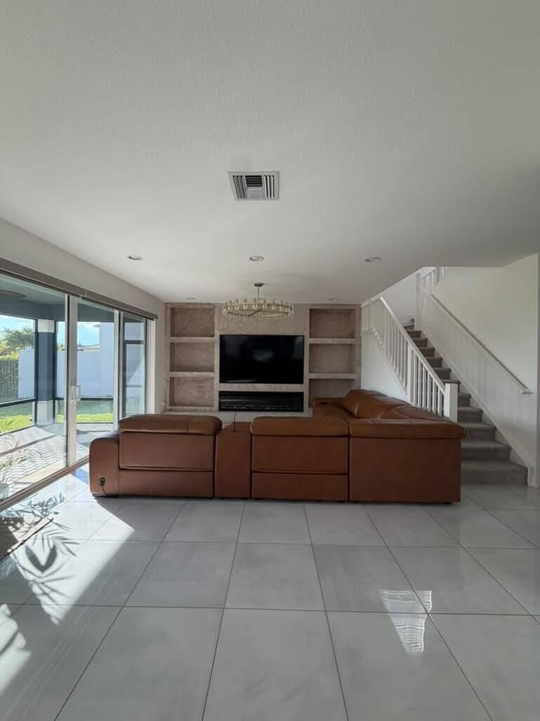 1355 Harvester Crossing – photo 5