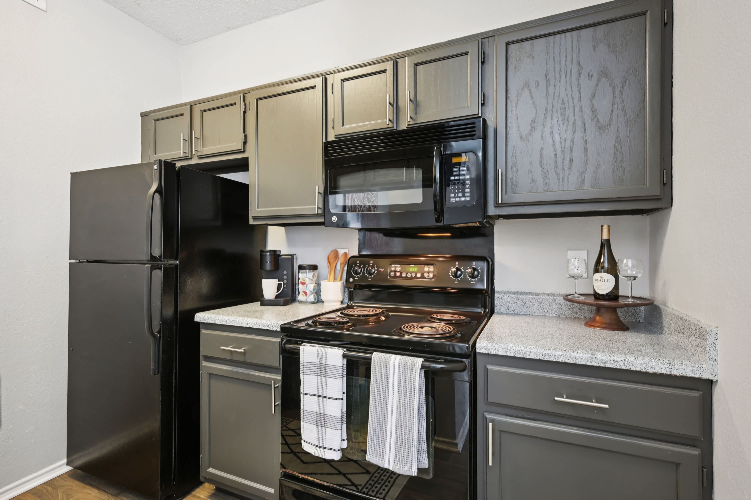 Spring Pointe Apartments – photo 2