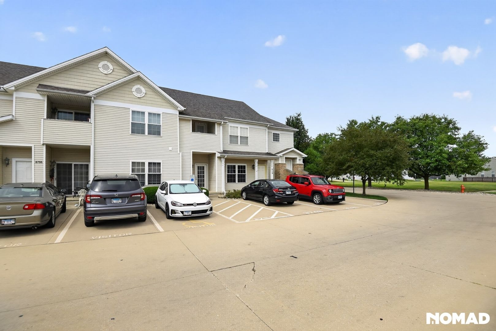 Charming 2Br Condo In Champaign – photo 3