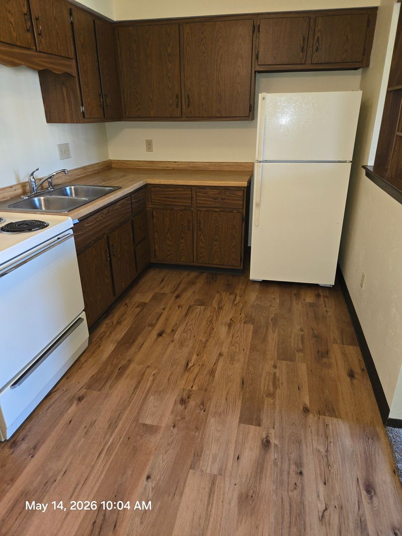 Windsor Heights Apartments – photo 3