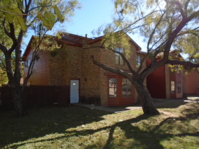 909 Bruce Way – photo 3
