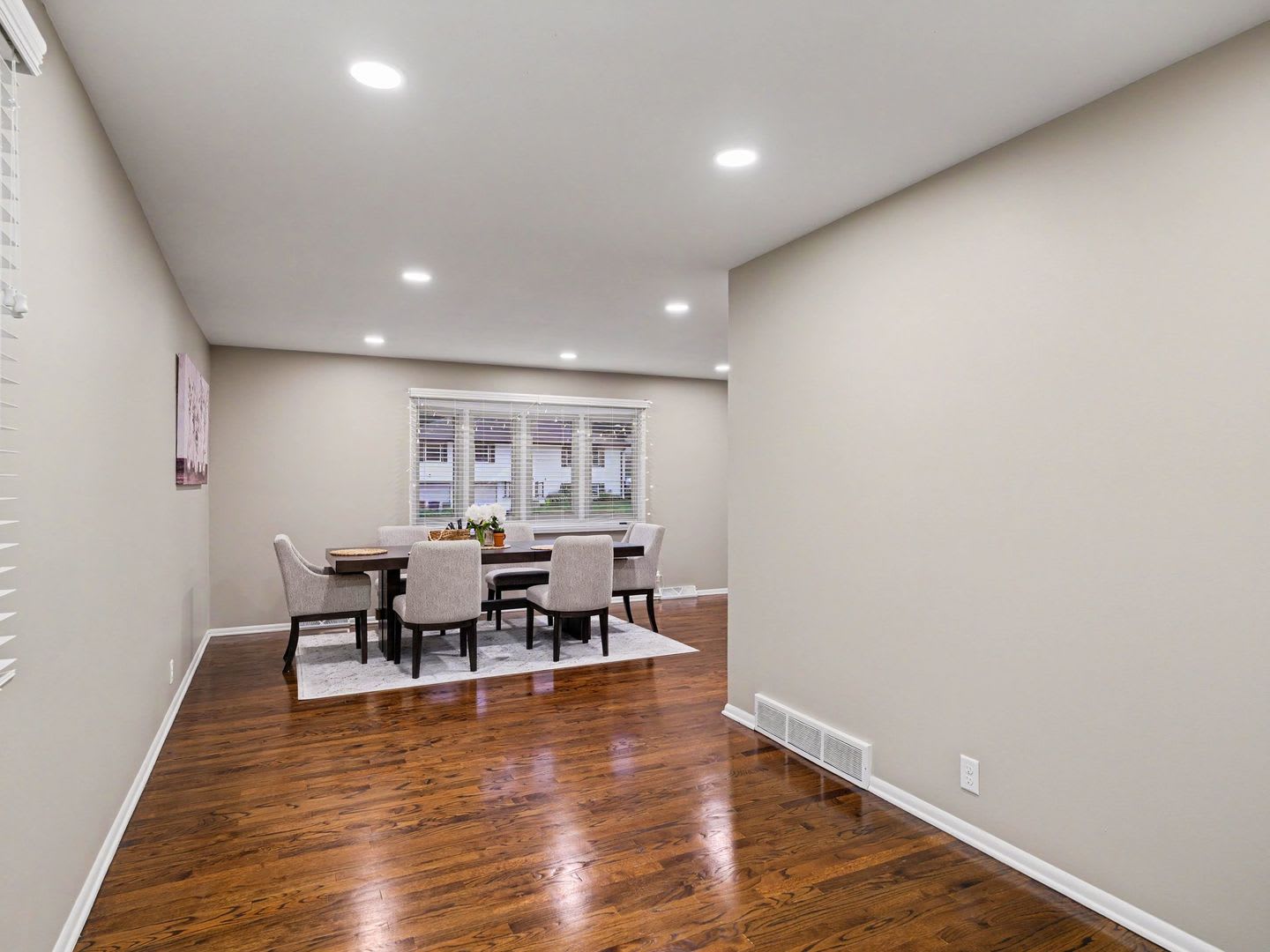 4 Bedroom Bellevue Home – photo 3