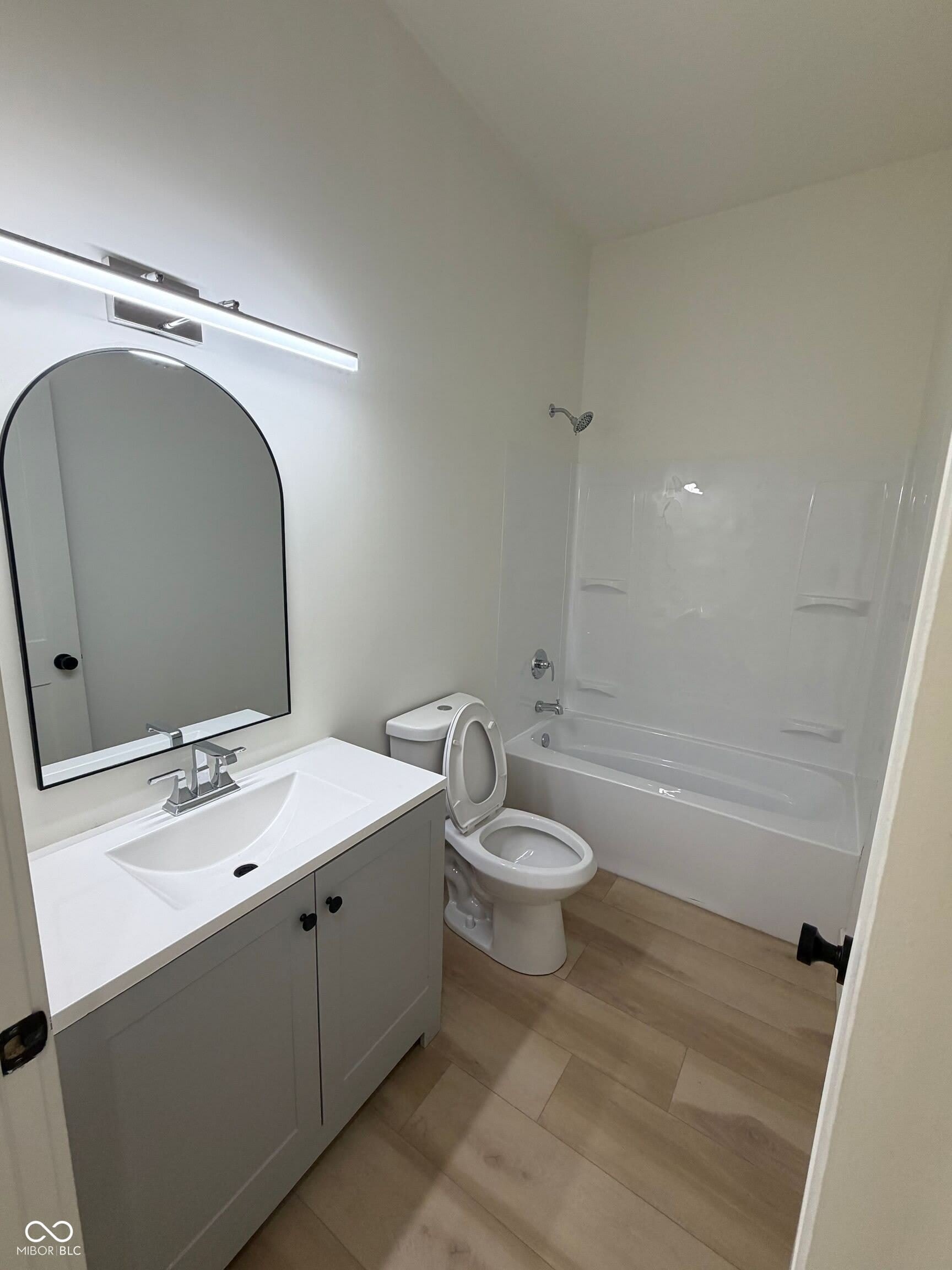 2701 N College Avenue – photo 4