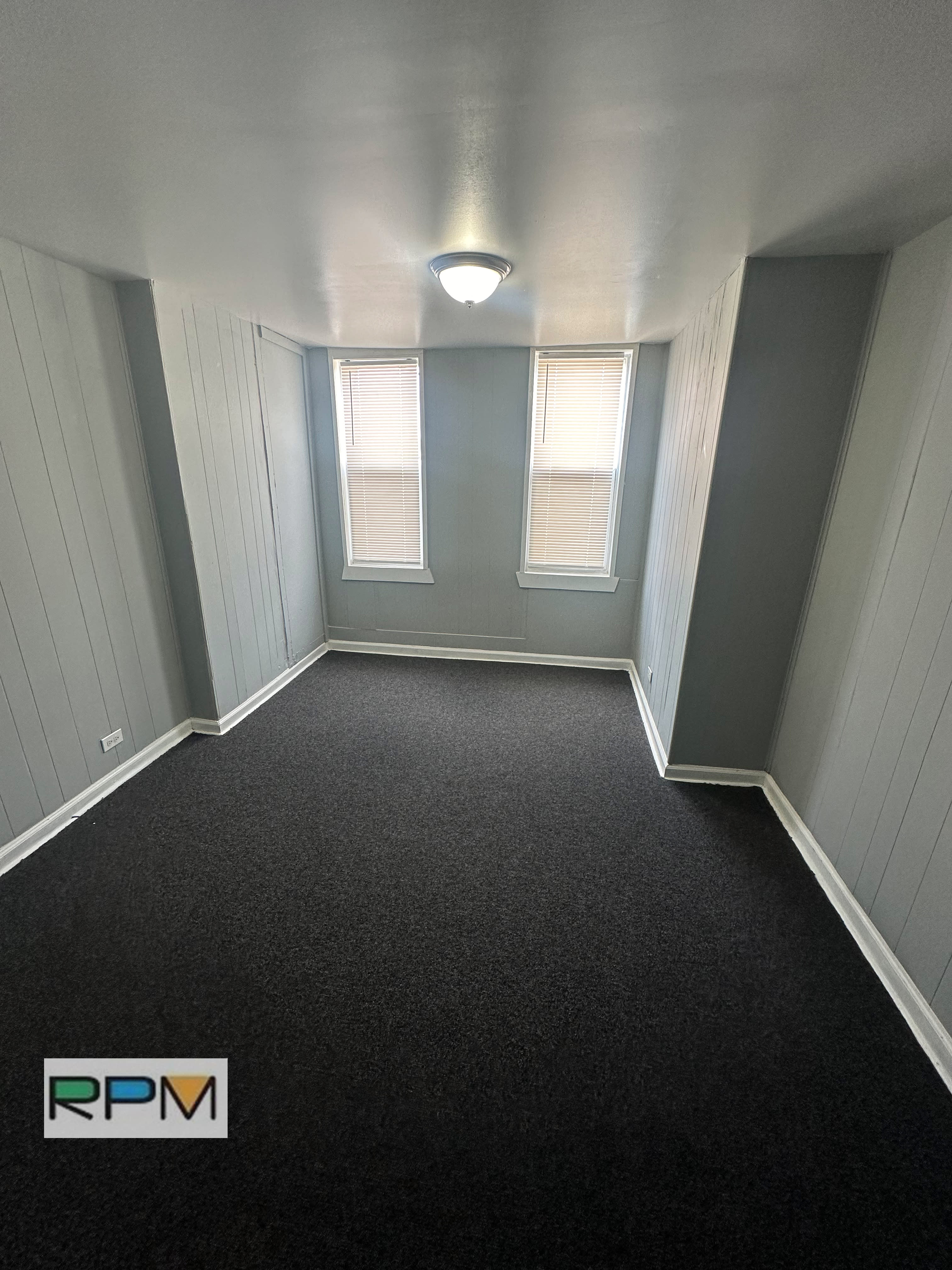 422 N Curley St – photo 5