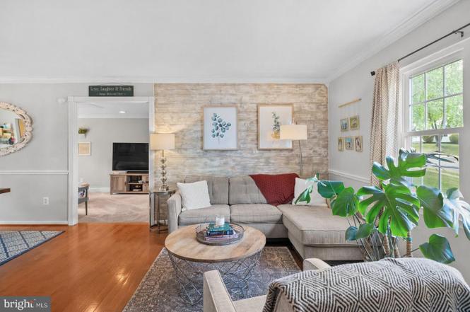 1315 Bayshire Ln – photo 4