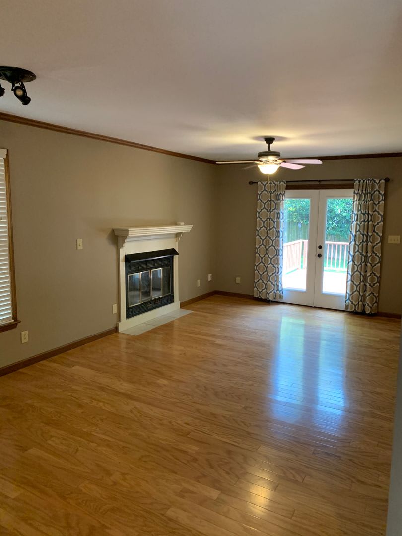Room in 3 Bedroom Home at 2625 Sawmill Rd – photo 3