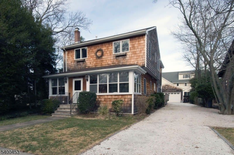 164 Osborne Ave – photo 4