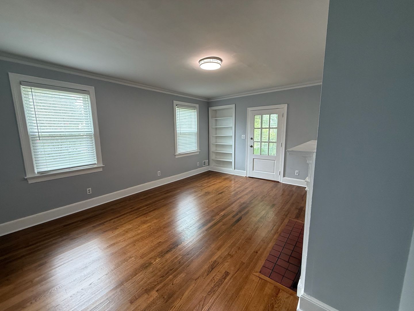 Charming Updated 2Br 2Ba Home In A Great Location – photo 5