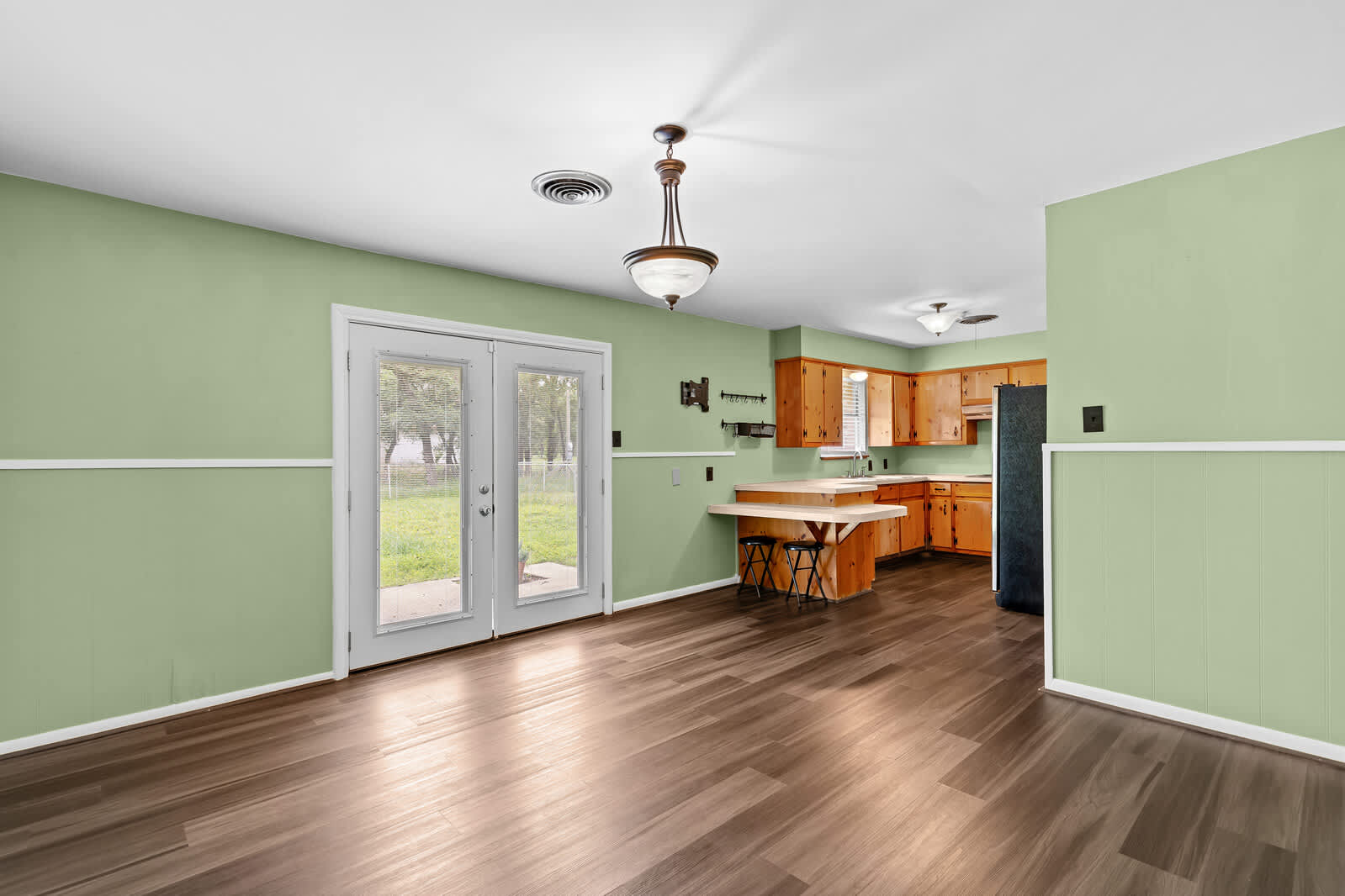 326 South Barbara Street – photo 3