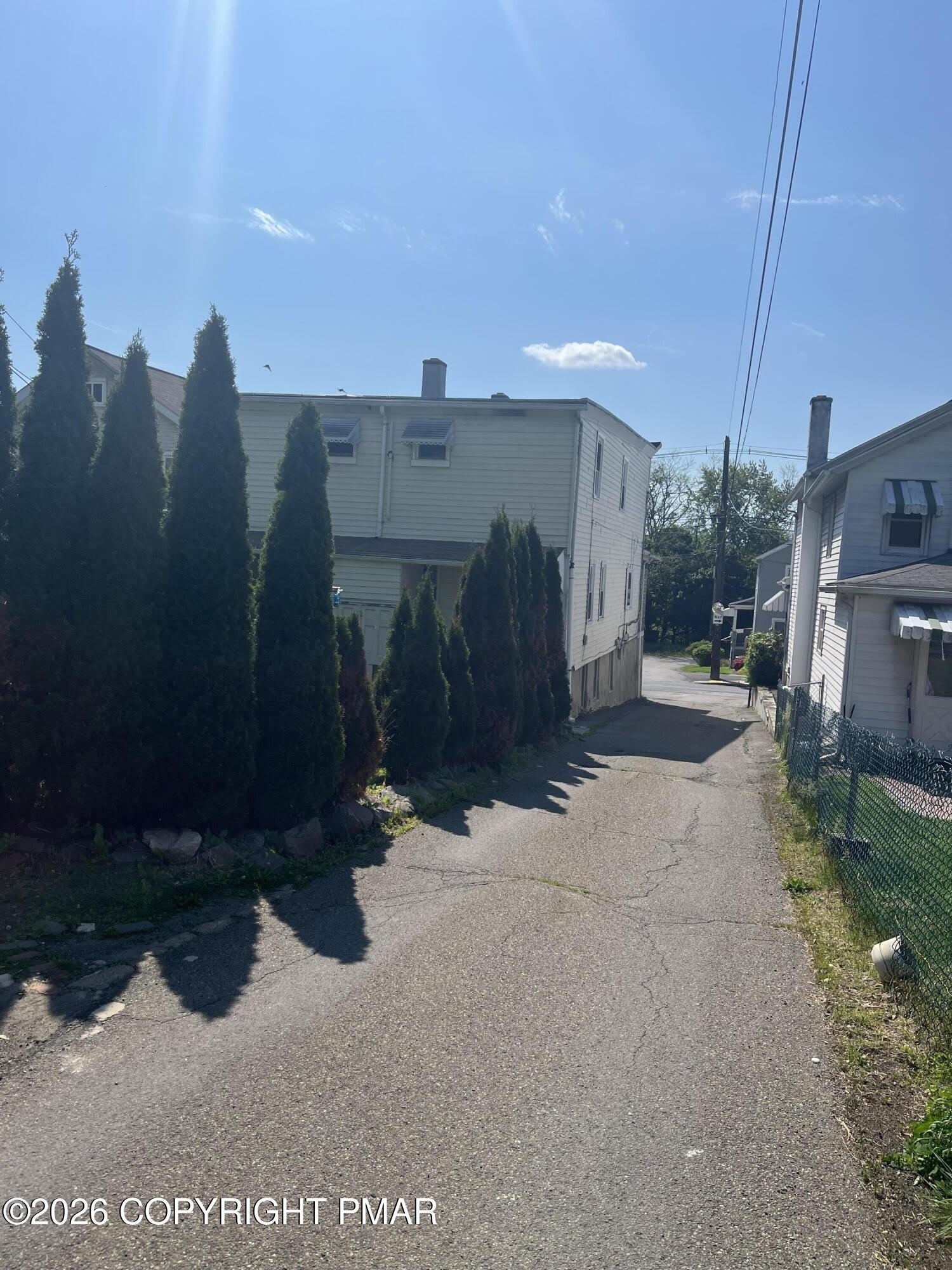 56 E Grove Street – photo 5