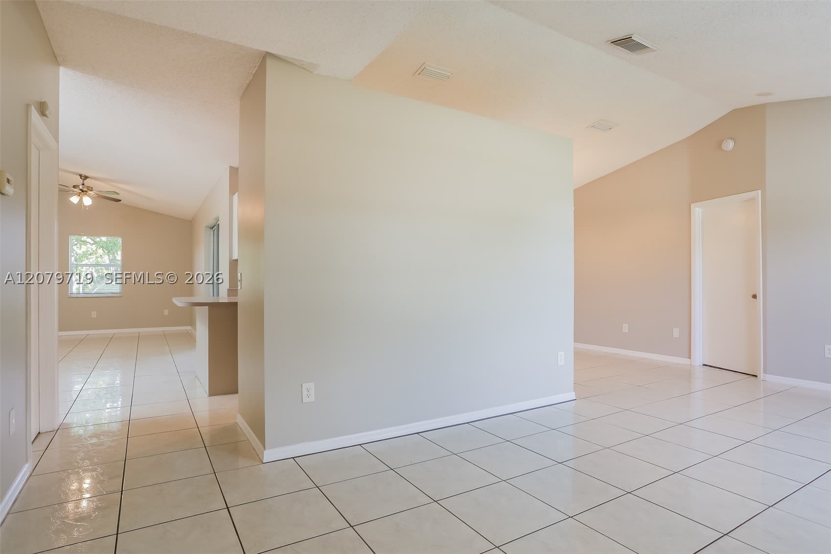 2514 SW Monterrey Ln – photo 3