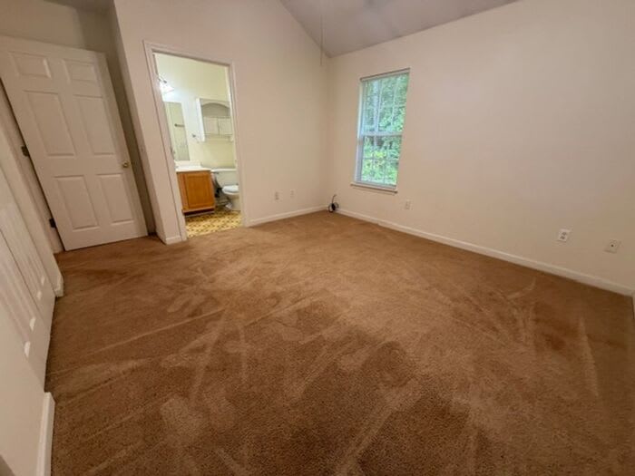 302 Ashley Lane – photo 5
