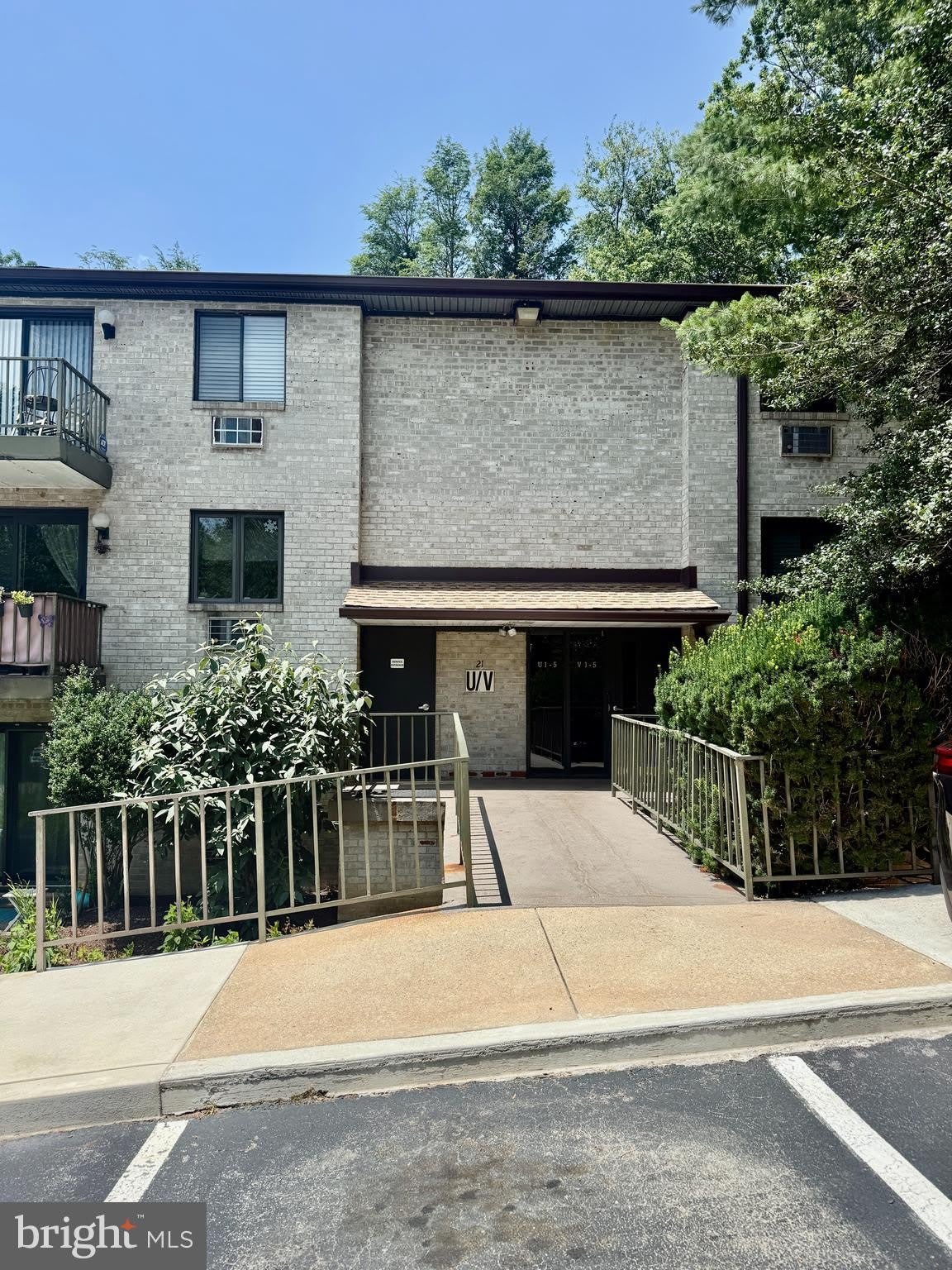 21 DOUGHERTY Boulevard – photo 1