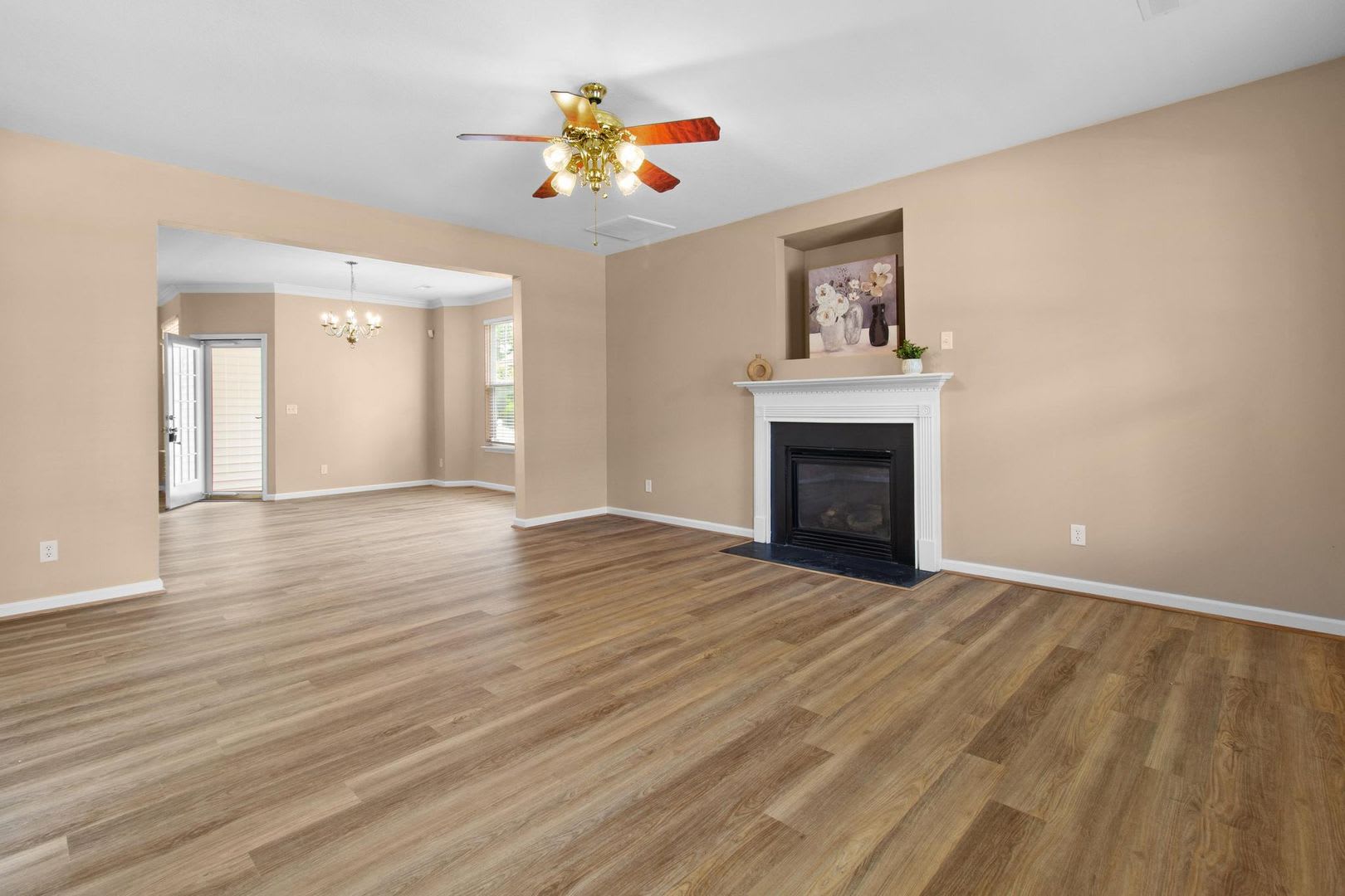 249 W Gilbert Street – photo 4