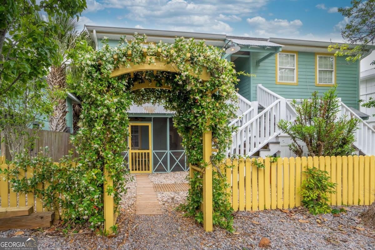 1413 2Nd Avenue – photo 3