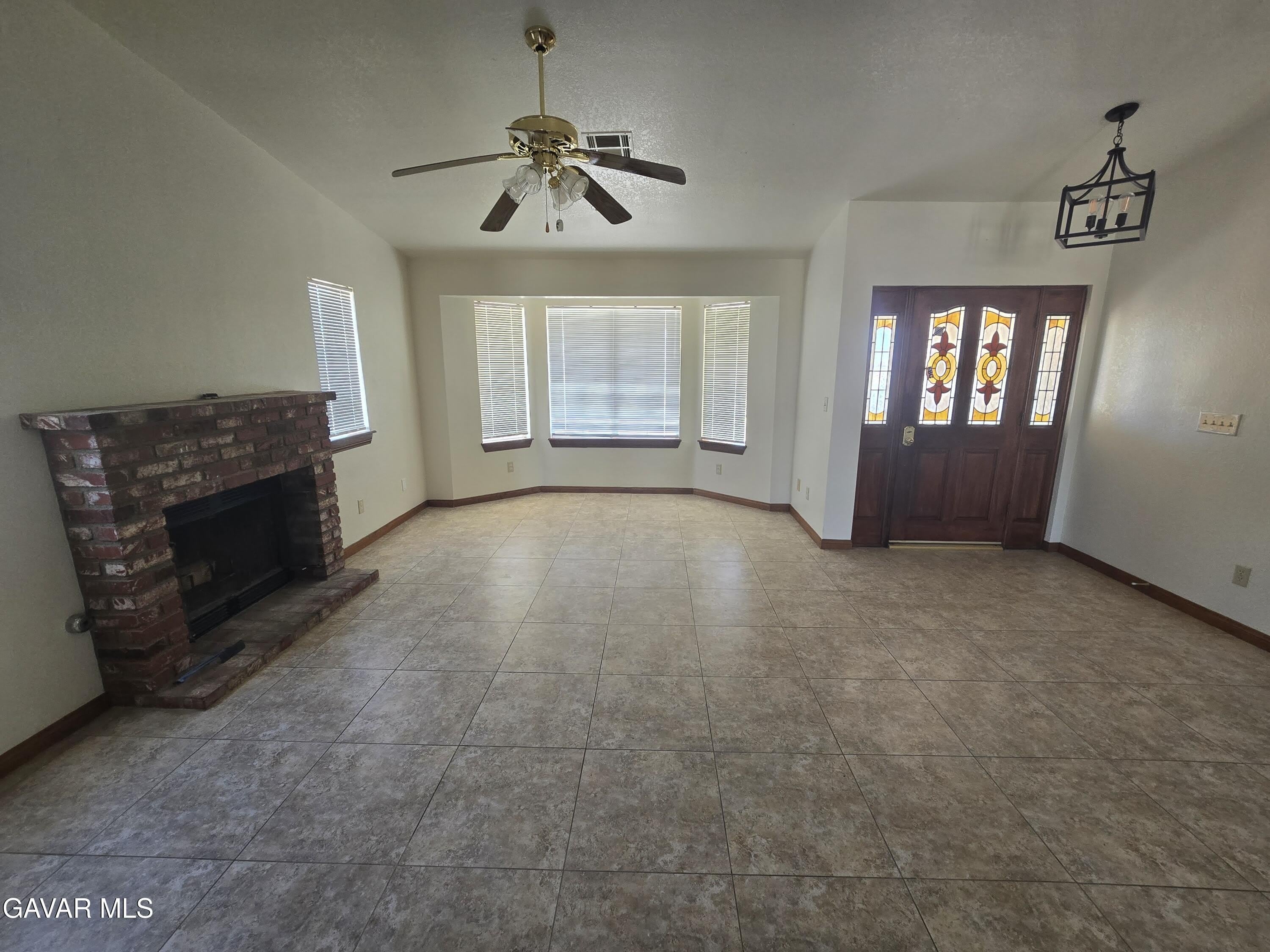 7057 W Avenue H – photo 5