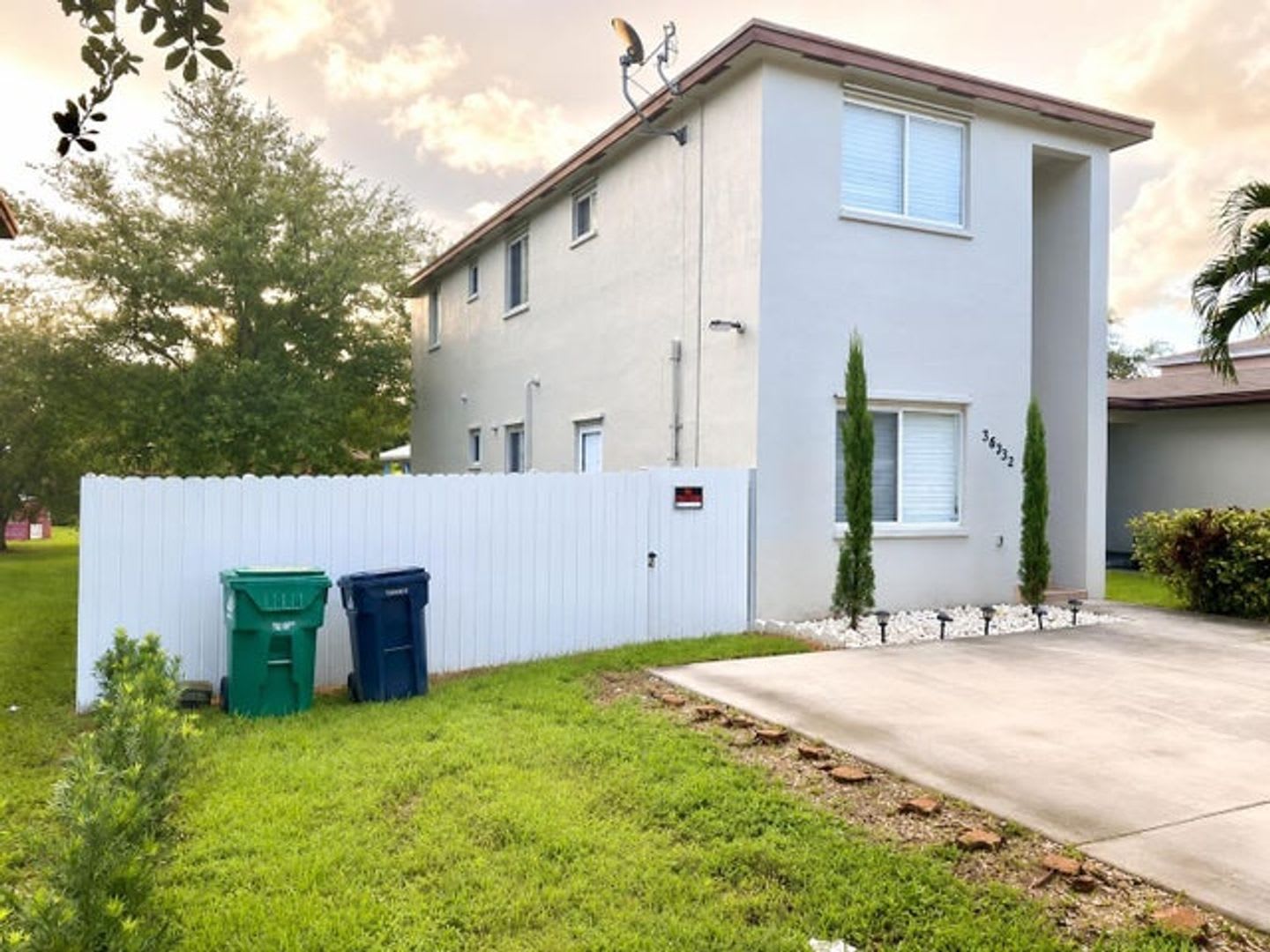 18951 Sw 113Th Place Miami Fl 33157 7563 – photo 4